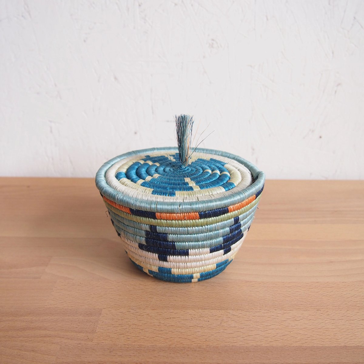 mondocherry - "Mwangaza" woven lidded basket | mini