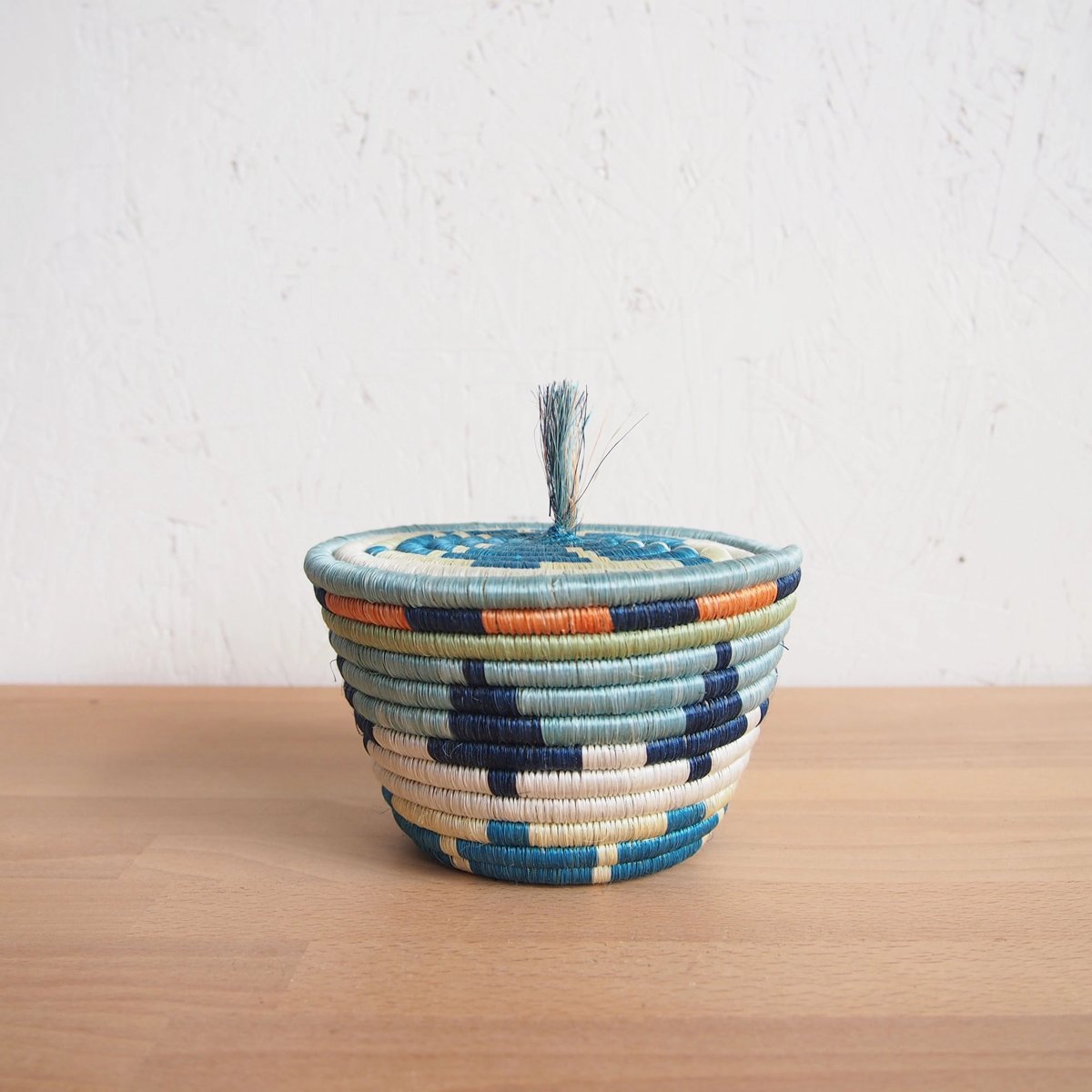 mondocherry - "Mwangaza" woven lidded basket | mini