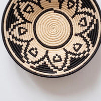 mondocherry - "Pixel Flower" woven bowl - wall decor - close