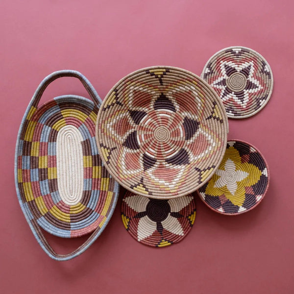mondocherry - "Hibiscus" woven bowl - wall decor - display