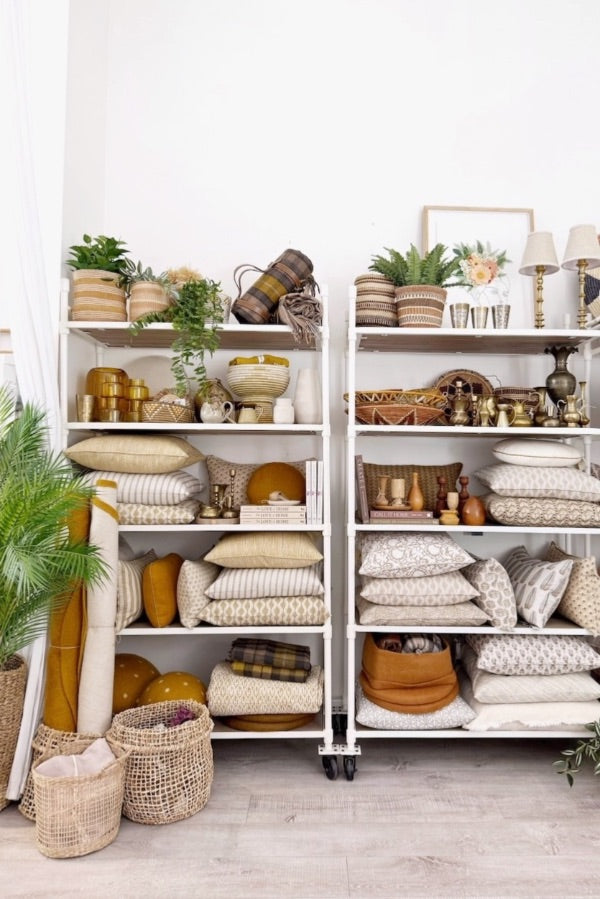 Mondocherry shop shelves with cushions, baskets and decorative objects from around the world