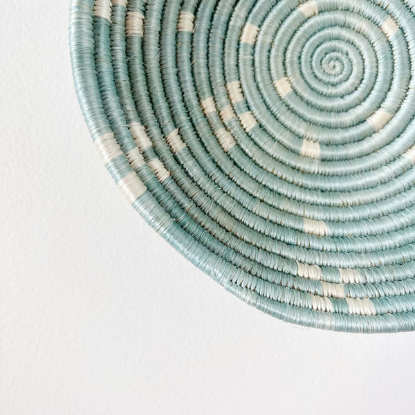 mondocherry - "Munini" African woven bowl | midsize - close