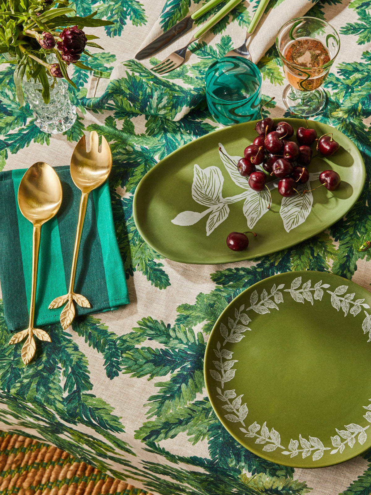 mondocherry - Bonnie and Neil linen tablecloth - festive foliage green - set