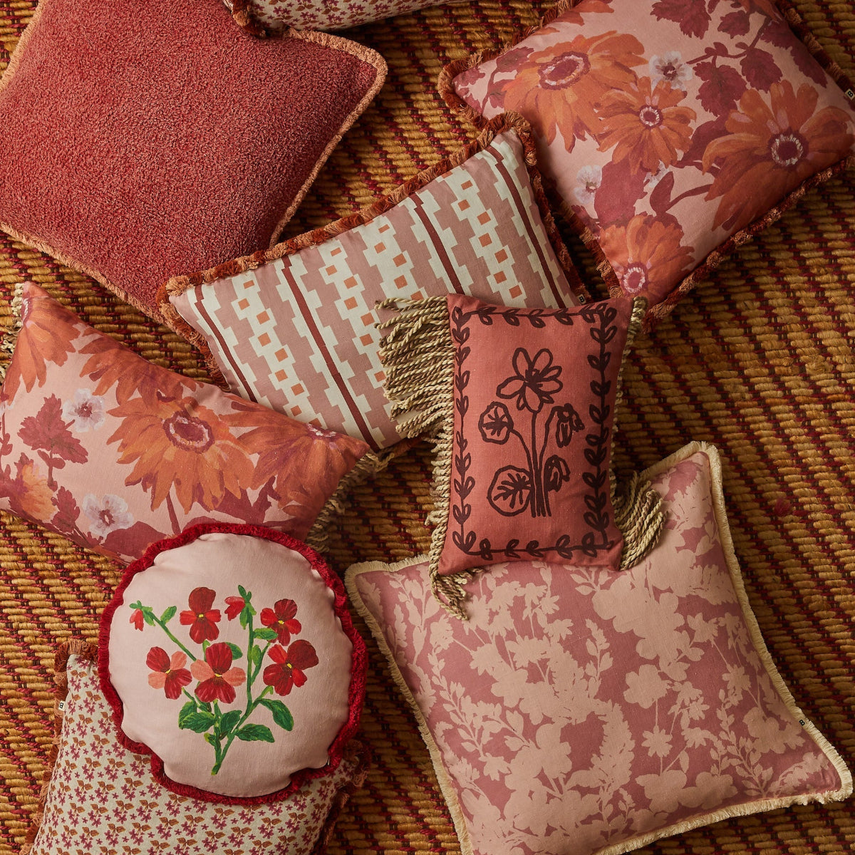 mondocherry - Bonnie and Neil | mini viola round linen cushion - collection