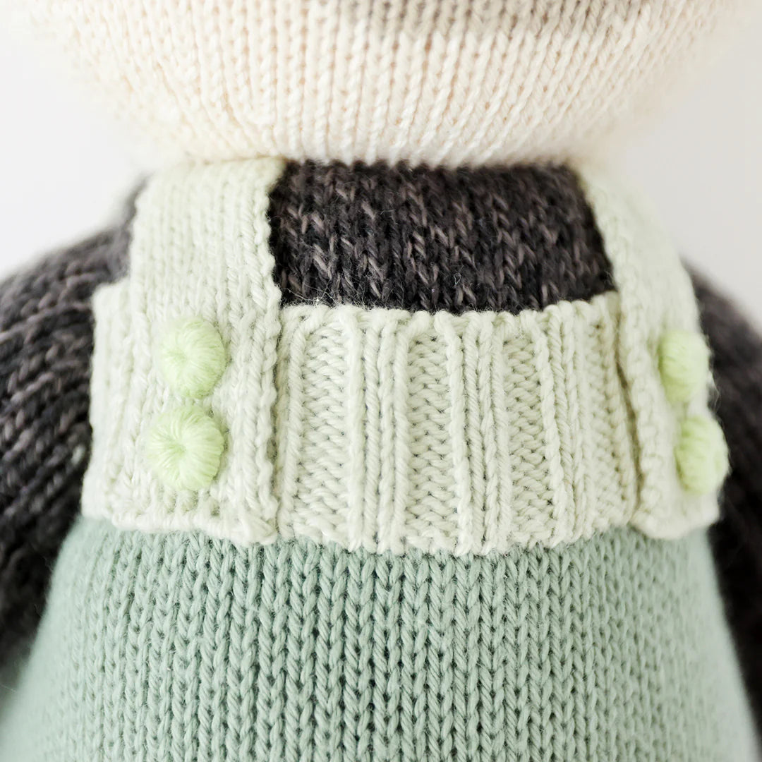 mondocherry - Cuddle & Kind "Paxton the Panda" kids cotton doll - detail