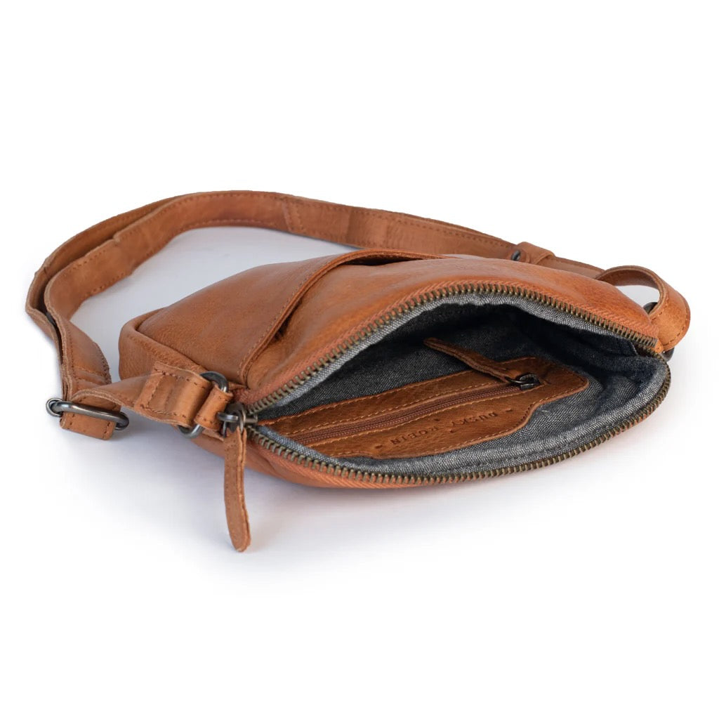 mondocherry - Dusky Robin | emma leather bag | dusky pink - open