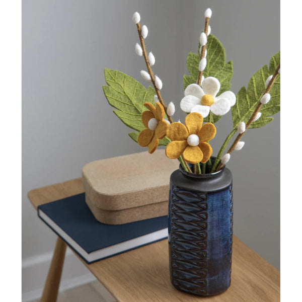 mondocherry - Gry & Sif | felt willow branch | dusty red - vase