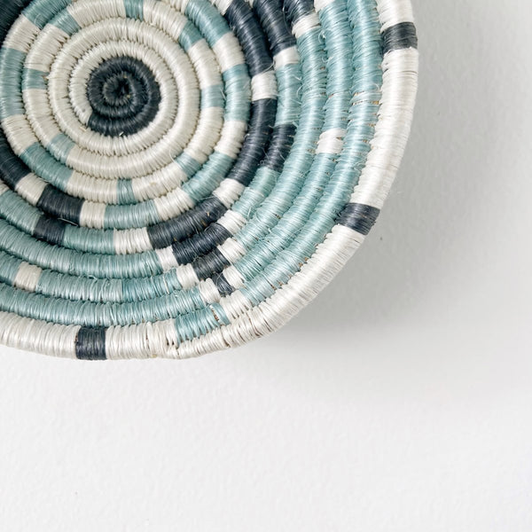 mondocherry - "Hope" African woven bowl | small | serenity #2 - close