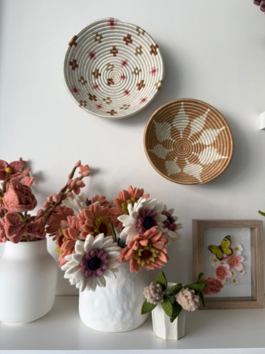 mondocherry - African woven bowl "Hope" | medium | apricot #2 - display