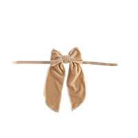 mondocherry - Luxe and Beau | small velvet bow | champagne