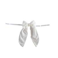 mondocherry - Luxe and Beau | small velvet bow | cream