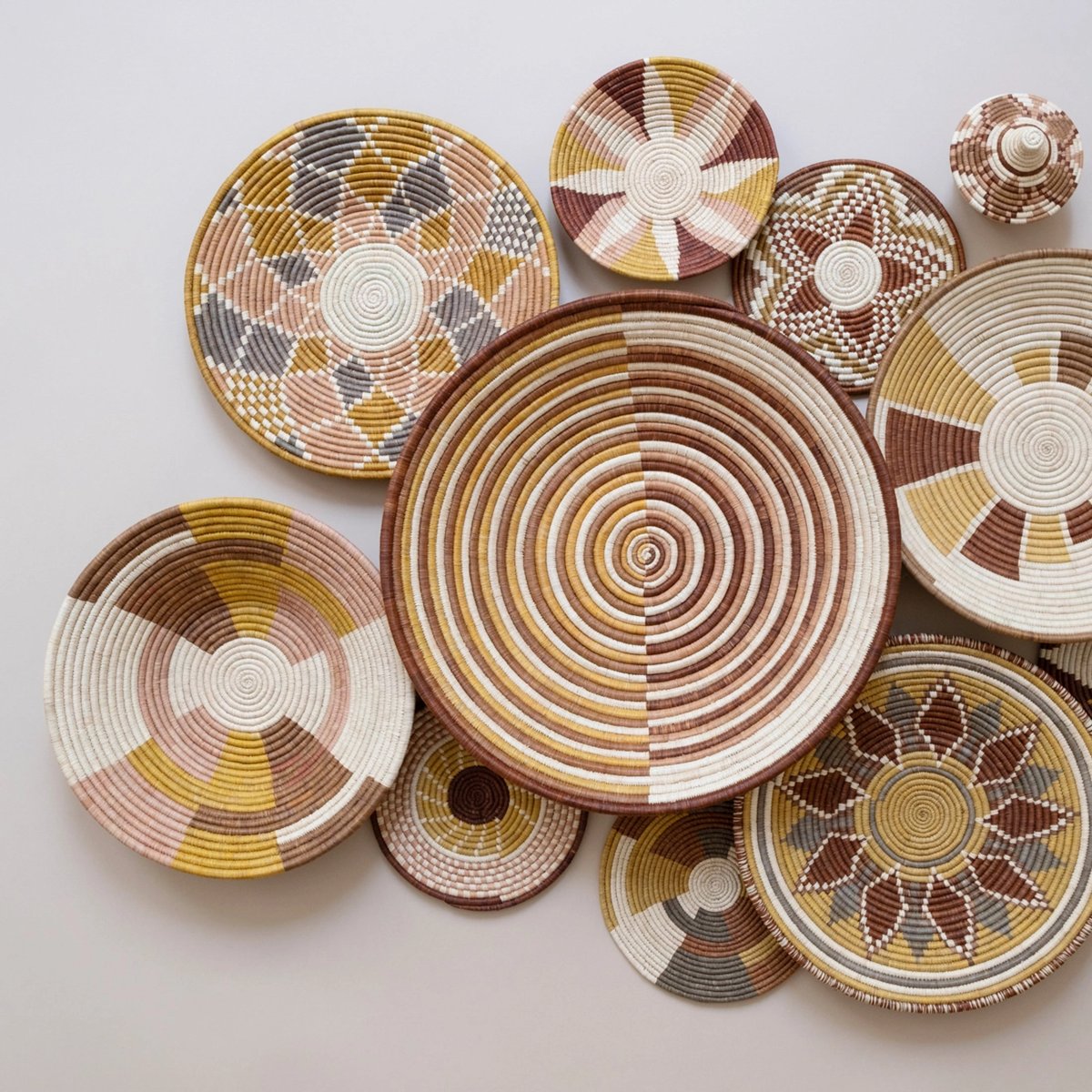 mondocherry - "Flower Burst" woven bowl cultivate - wall decor - table