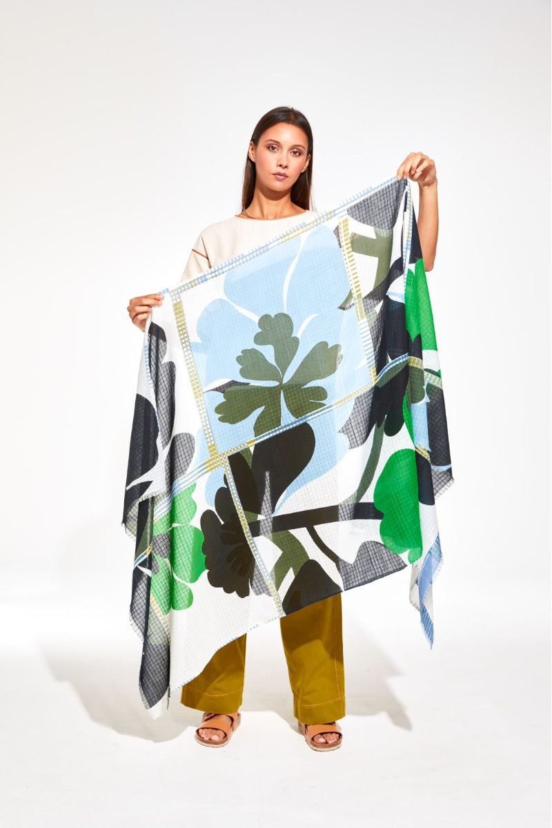 mondocherry - mapoesie | bloom scarf | blue - holding