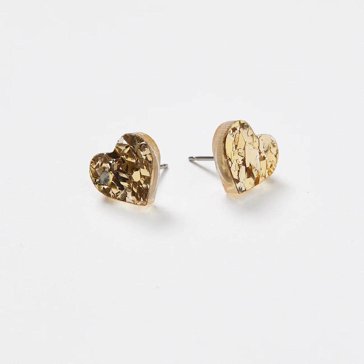 mondocherry - Martha Jean | heart stud earrings | gold