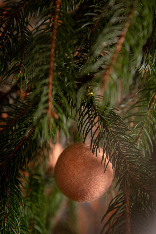 mondocherry - Muskhane | felt Christmas baubles | blush - hanging