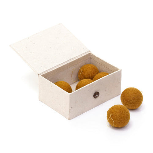 mondocherry - Muskhane | felt Christmas baubles | gold