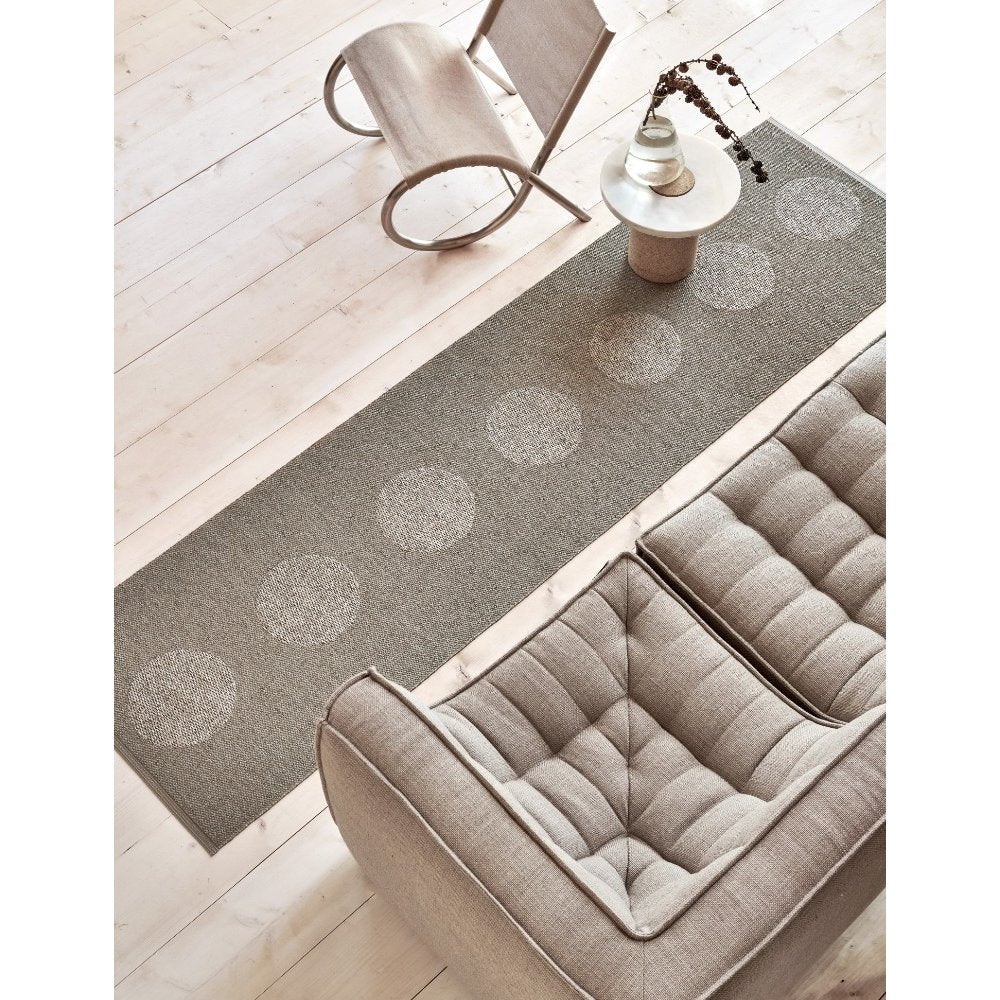 mondocherry - Pappelina | vera 2.0 rug | dark linen - 70cm x 120cm - room