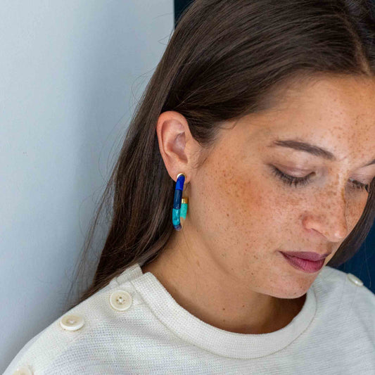 mondocherry - Parabaya | bola earrings | dark blue - wear