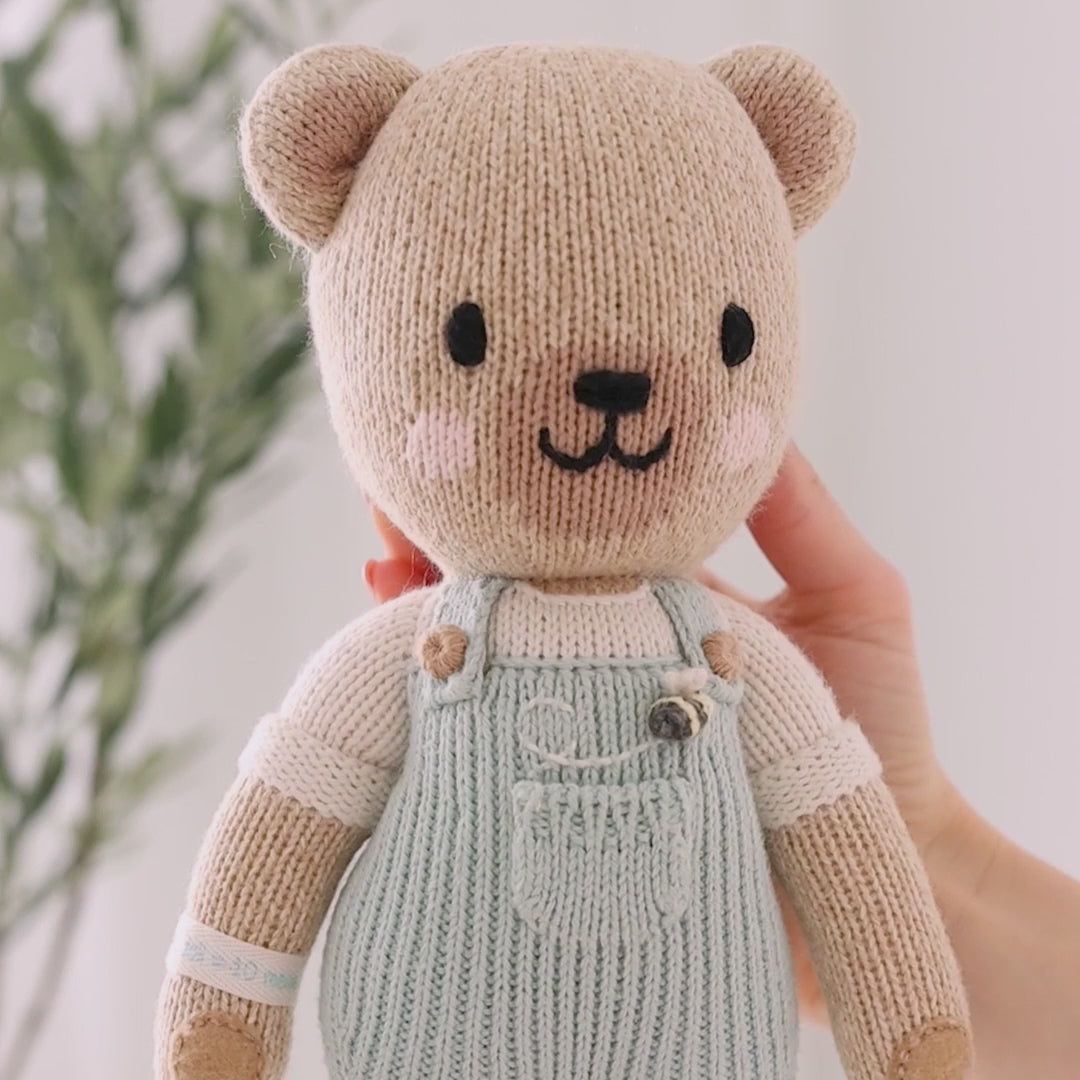 mondocherry - Cuddle & Kind "Charlie the honey Bear" kids cotton doll - video