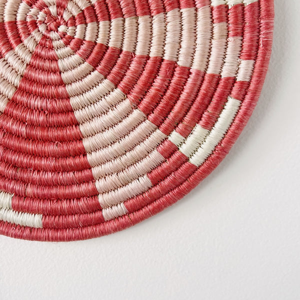 mondocherry - African woven trivet "Virunga" | coral #1 - close