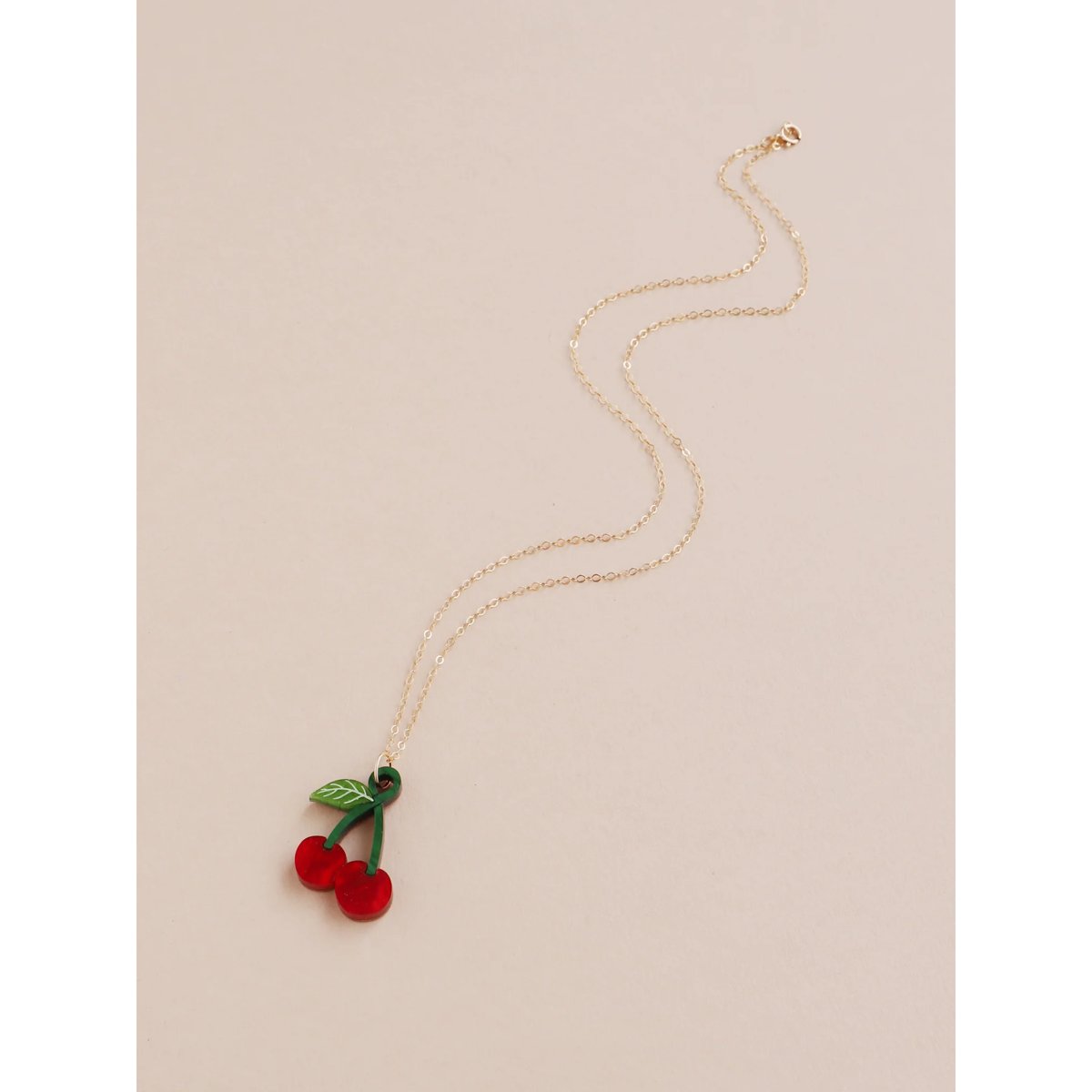 mondocherry - Wolf and Moon | cherry necklace - chain