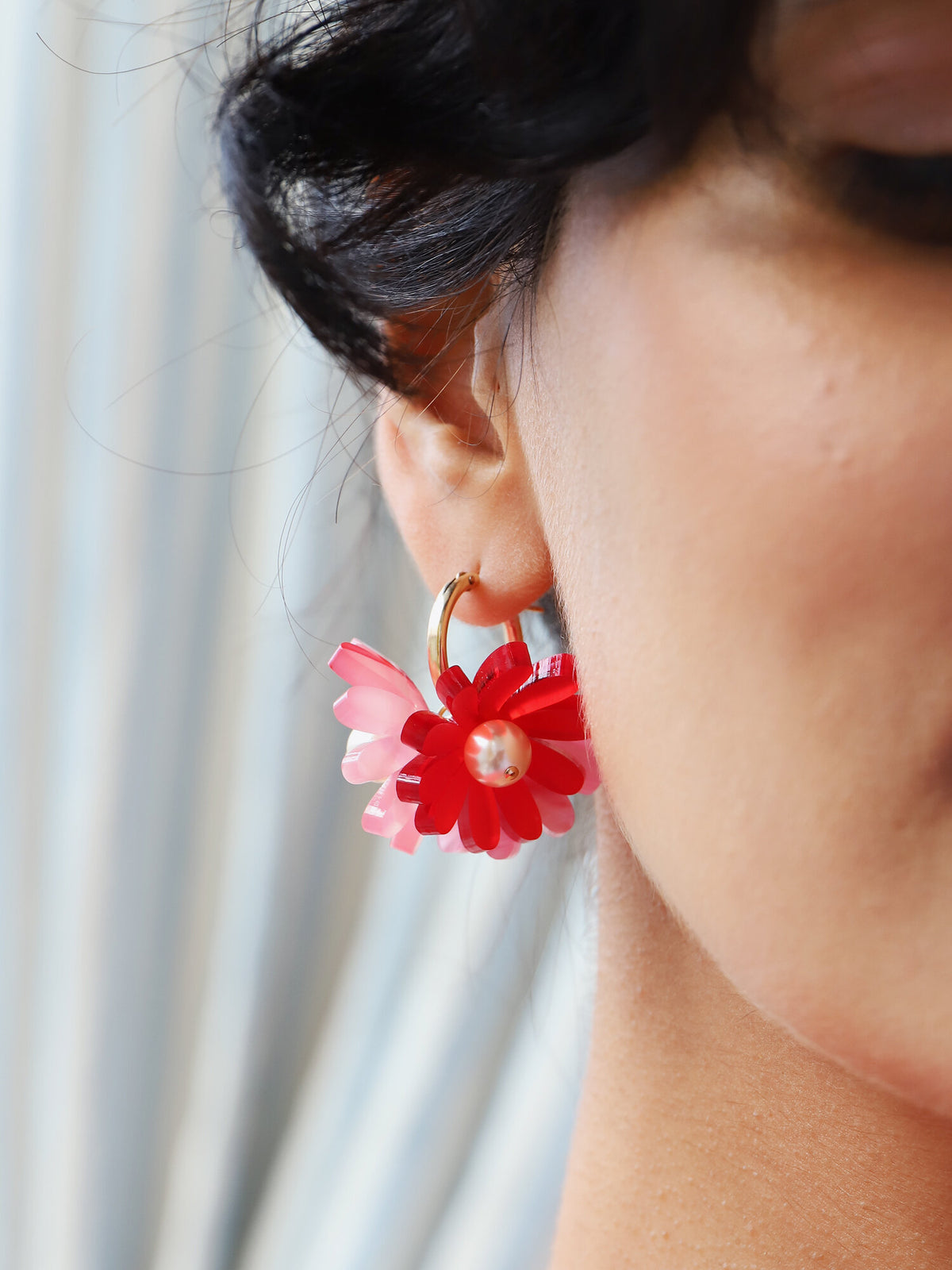 Wolf and Moon | daisy meadow hoop earrings | strawberry - close