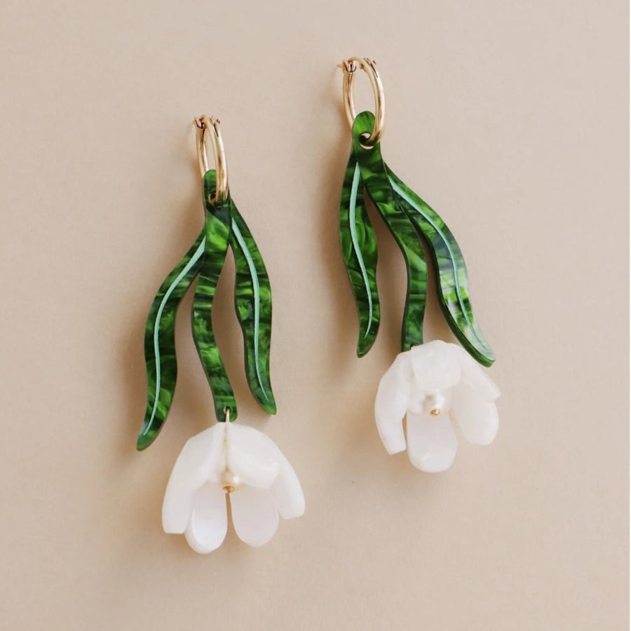 mondocherry - Wolf & Moon | tulip hoop statement earrings white