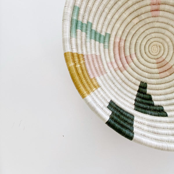 mondocherry - "anyon" African woven bowl | large #1 - close