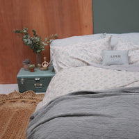 Camomile London Diamond King Cotton Blanket | light grey - bed