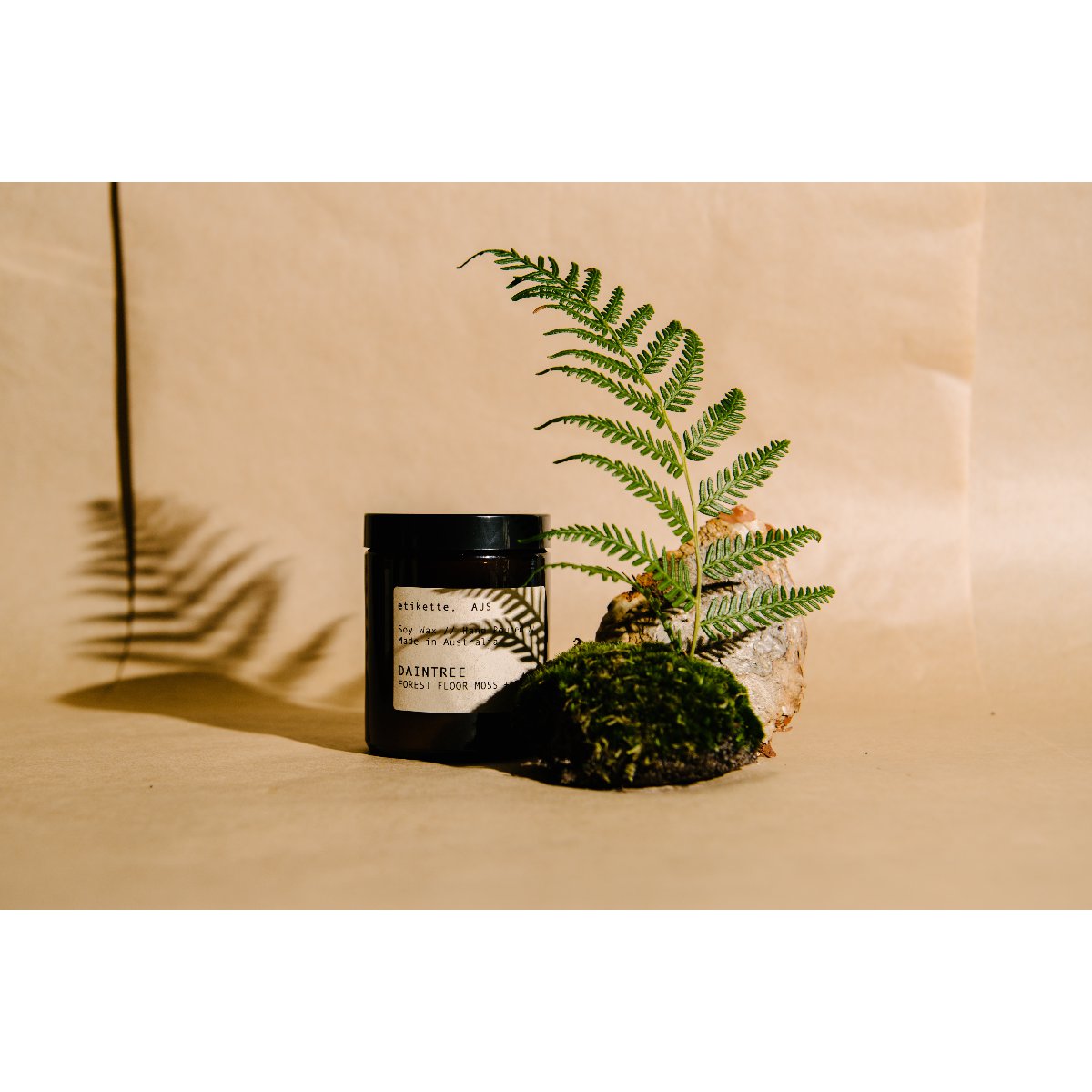 Etikette soy candle | daintree forest floor moss & teak | 175ml