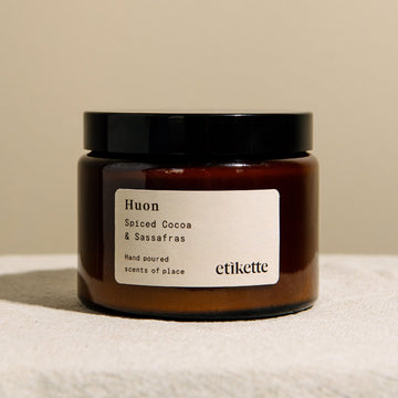 Etikette | soy candle | Huon spiced cocoa sassafras | 500ml