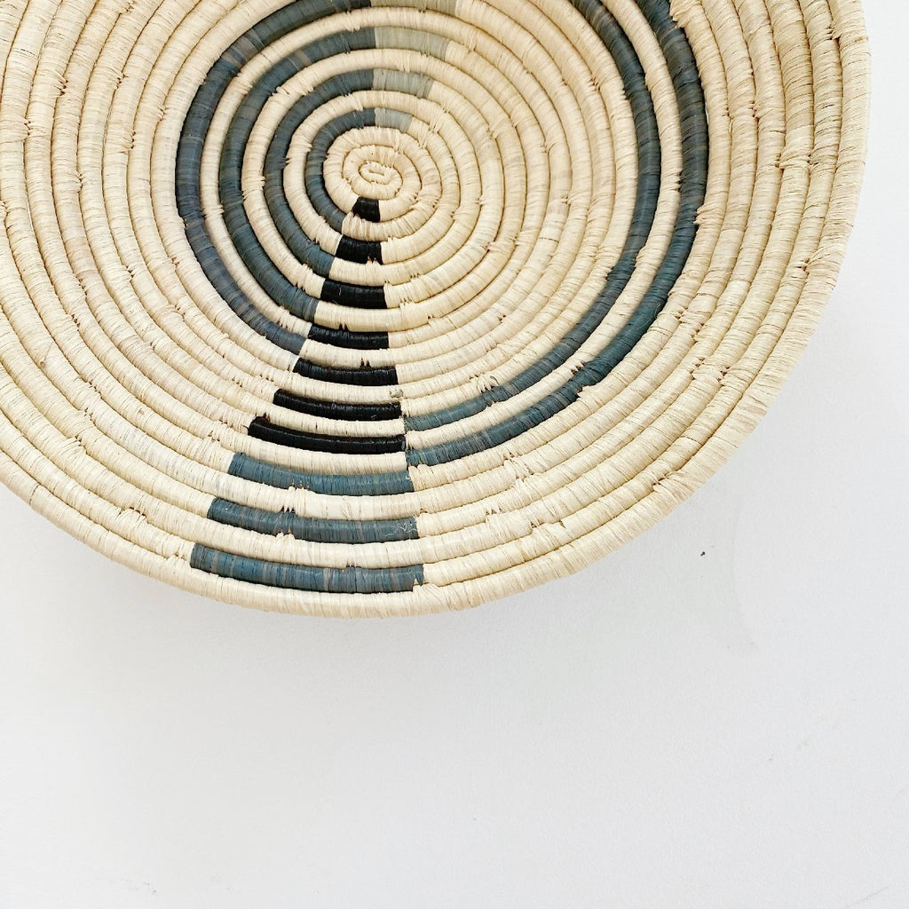 mondocherry - "Geo" African woven bowl | large | opal grey #1 - close