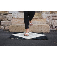 Langdon | "Gem" handwoven doormat | silver - step