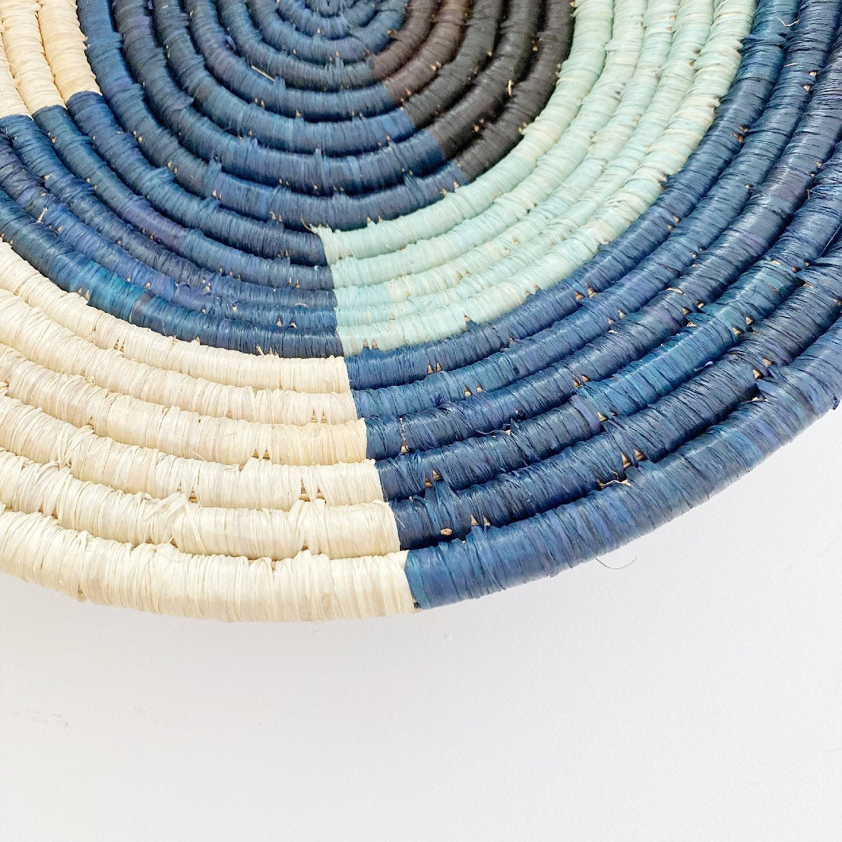 mondocherry - "Msanii" African woven bowl | XL | cool blues #1_close