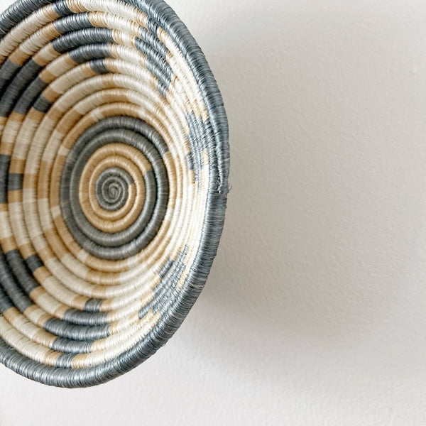 mondocherry - "Giti" African woven bowl | midsize #2 - side