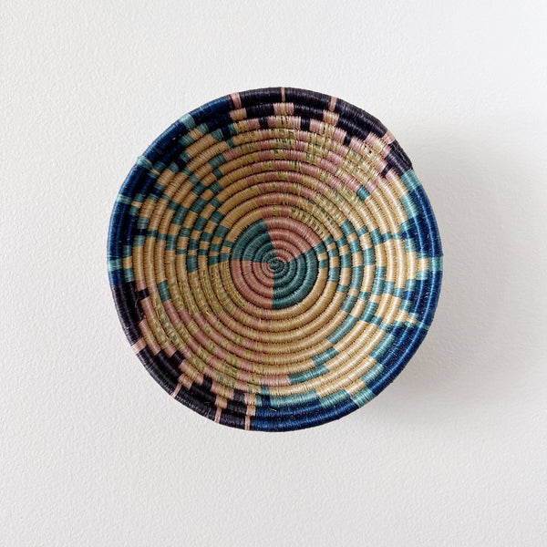 mondocherry - "Mugambazi" African woven bowl | midsize