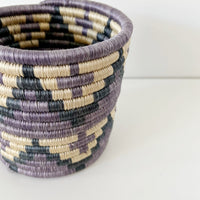 mondocherry - African woven planter "Mihindi" | purple | medium - close