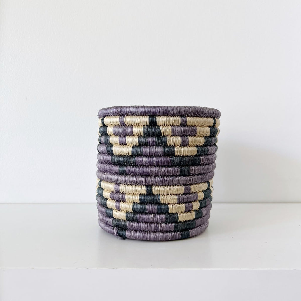 mondocherry - African woven planter "Mihindi" | purple | medium