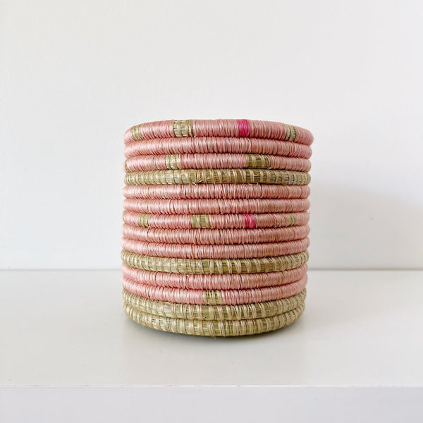 mondocherry - African woven planter "Muyaga" | pink | medium