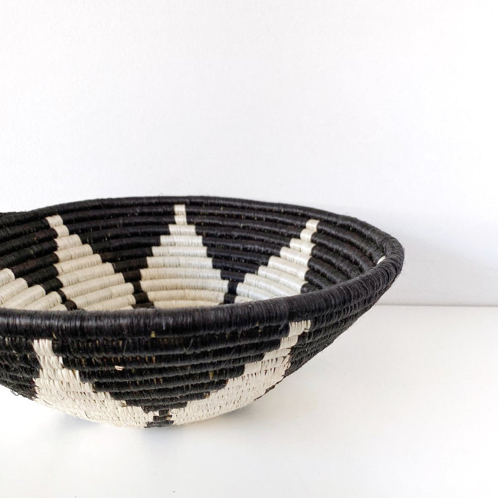 "Hope" African woven bowl | medium | black - side