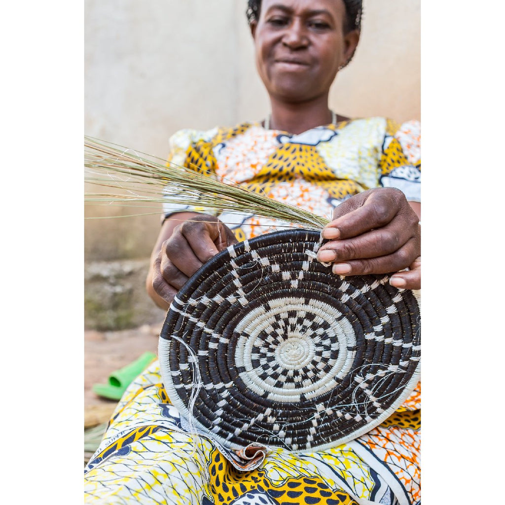 African woven trivet "Tumaini" | silver black - weaving