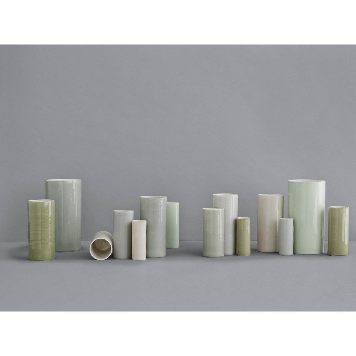 Anne Black | "bloom" porcelain vase | small | concrete - collection