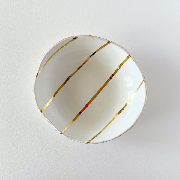 Carla Dinnage | ceramic bowl 12