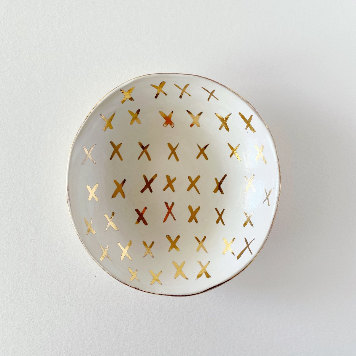 Carla Dinnage | ceramic bowl 03