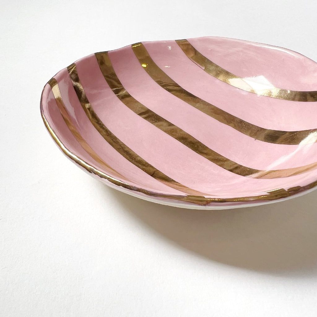 mondocherry | Carla Dinnage | ceramic bowl "long lines" - side