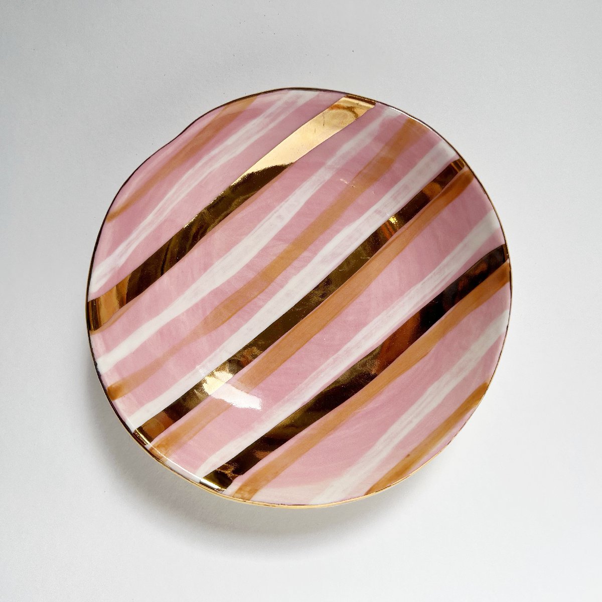 mondocherry | Carla Dinnage | ceramic bowl "sherbet one"