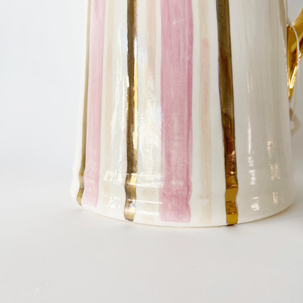 mondocherry | Carla Dinnage | ceramic jug "a touch of tartan" - bottom