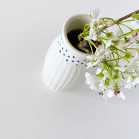 Clay Beehive | ceramic bud vase 10 - top