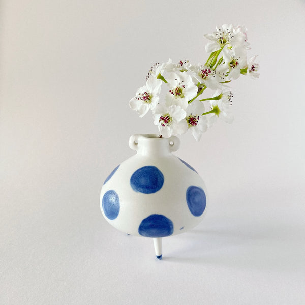 Clay Beehive | ceramic bud vase 11