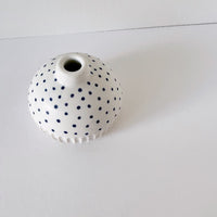 mondocherry - Clay Beehive | ceramic bud vase 12 - top